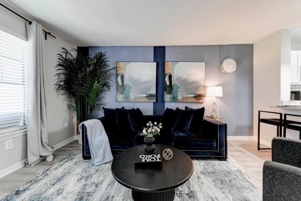 오스틴 6 Min To Dt~Pool~Free Parking~2King Bed & 2Bath 아파트 외부 사진